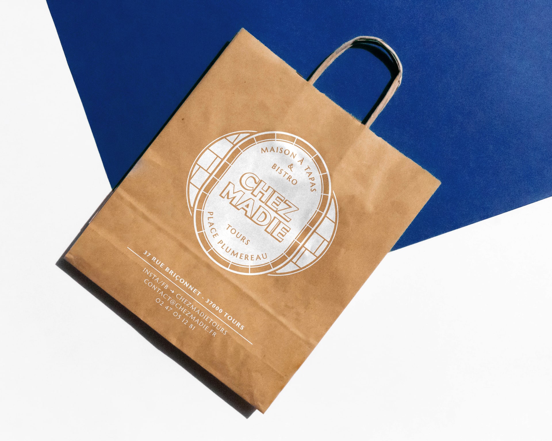 Chez Madie : branding of the restaurant © Pierre d'Alteroche