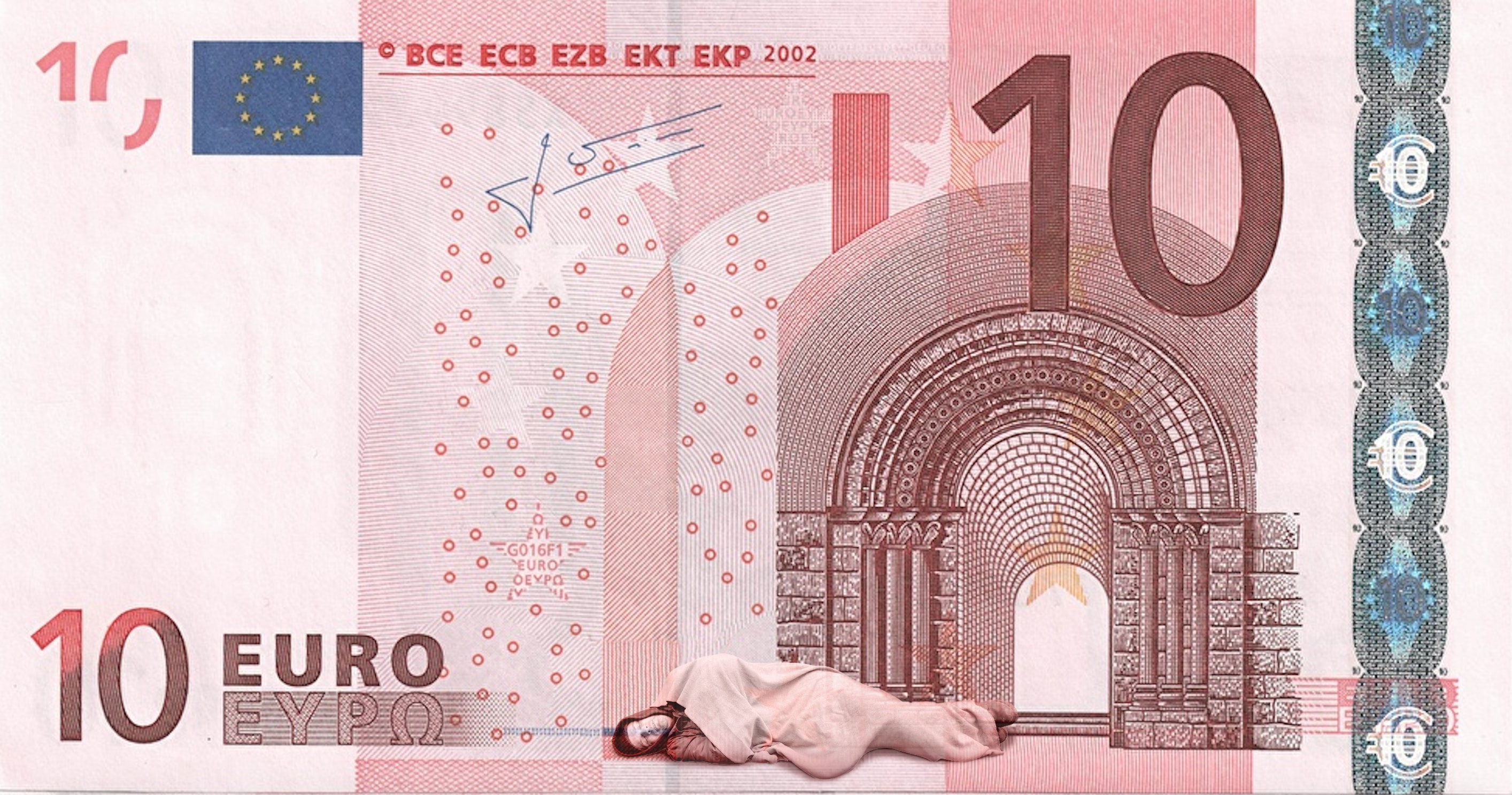 Street action with fake banknotes of the french Samu Social © Pierre d'Alteroche